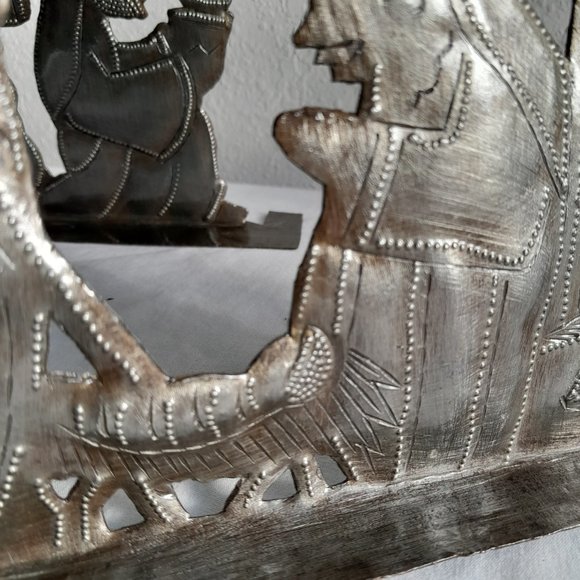 Unique Metal Nativity Set 3 Piece Freestanding 9x10 inch each - Picture 10 of 10